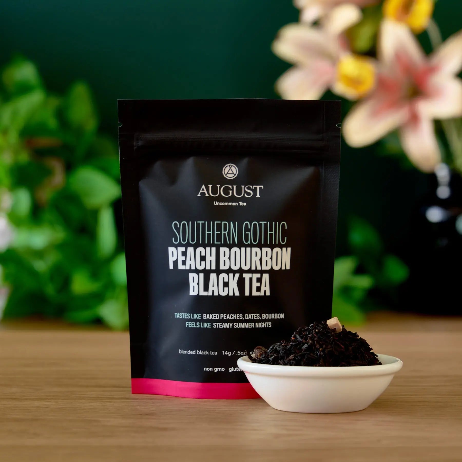 Southern Gothic peach bourbon black tea with caramel and baked peach aromas in a glass