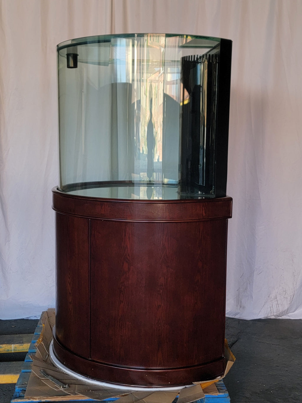 133g 3/4 Cylinder Round Glass Reef-Ready Aquarium Set in Rose Cherry Furniture